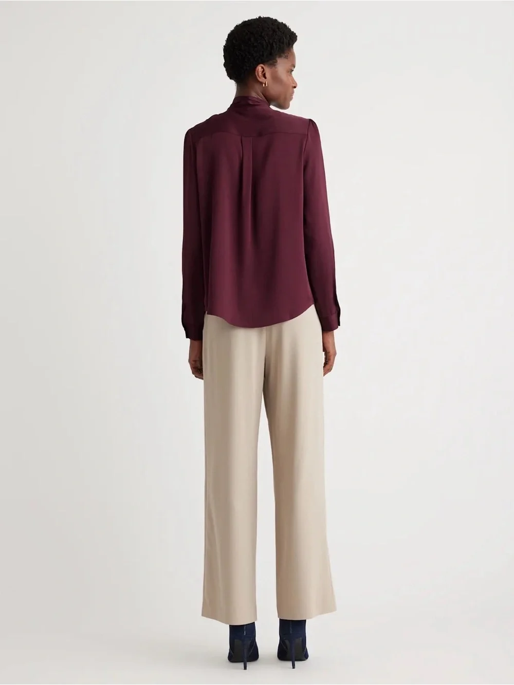 🆕 QUINCE Washable Stretch Silk Tie Neck Blouse - Picture 6 of 14